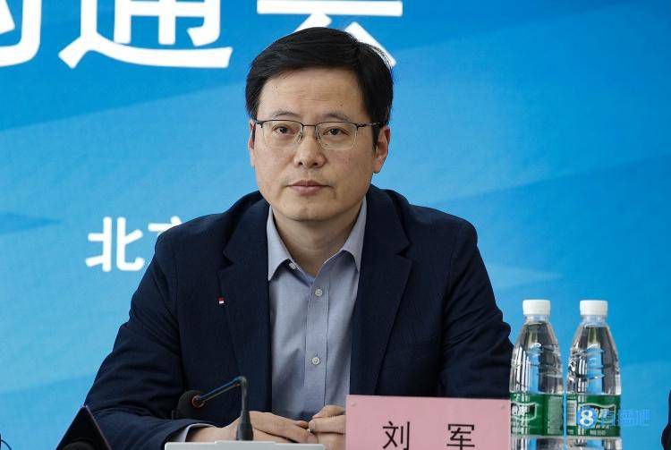 球队需要继续前进，需要要求更高。